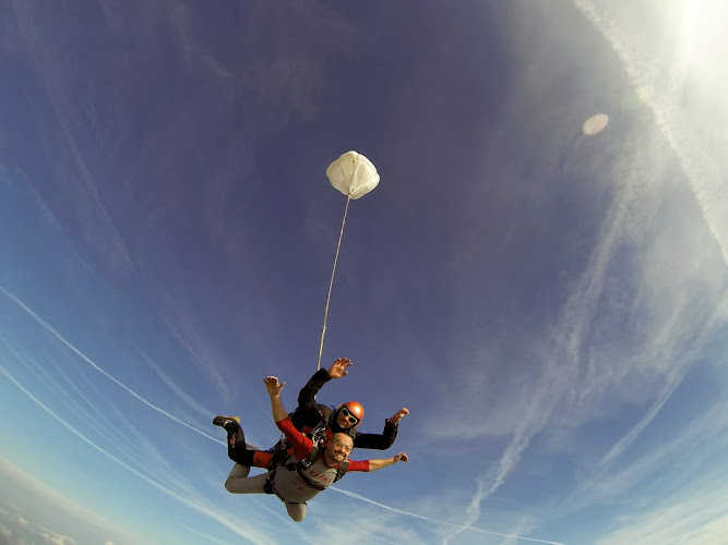 Parachute Club de Cannes