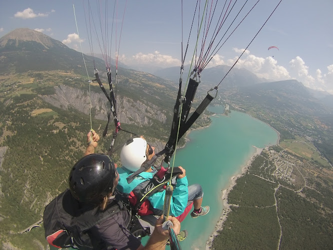 Parapente baptême Embrun Savines Les Orres Serre Ponçon Hautes Alpes