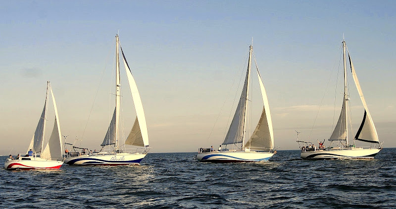 YAKAPARTIR, stages de voile et croisières
