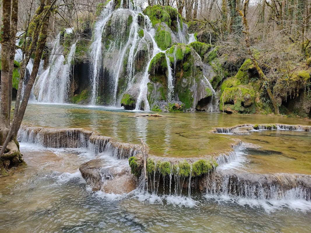Sentier de la Cascade des Tufs
