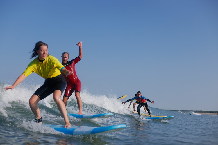 KABANASURF (ecole de surf, cours de surf, location) - Ile d'Oléron
