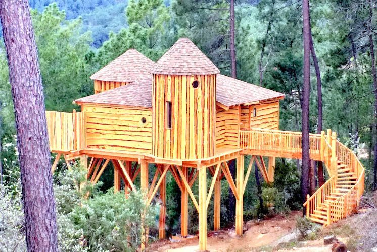 Bungalow dans les arbres