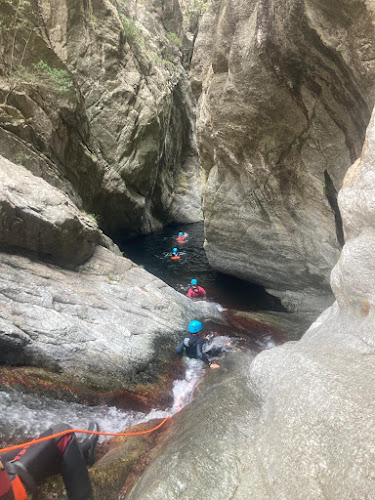 Adventure Tout Terrain: canyoning pyrénées orientales. canyoning 66