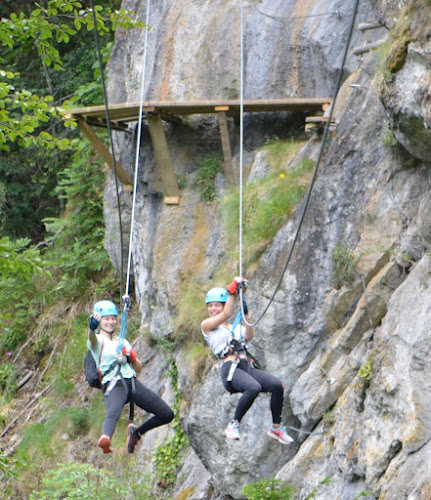 VIA FERRATA LES ALIAS TYROLIENNES