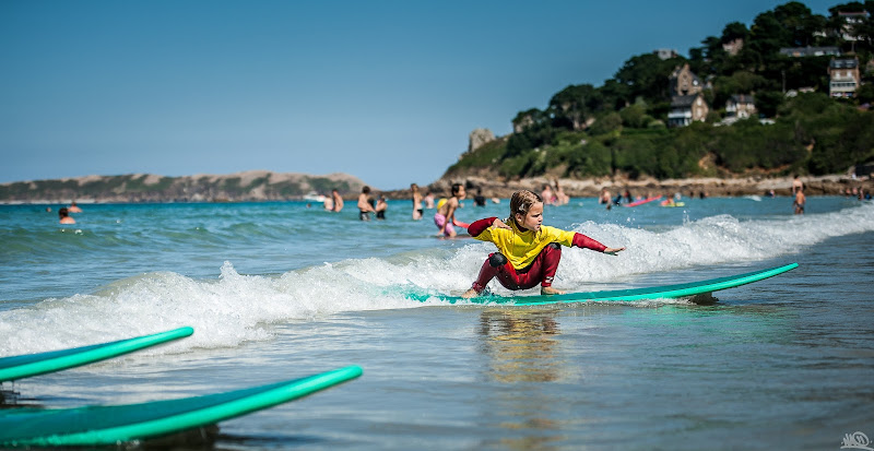 Perroz Surf School