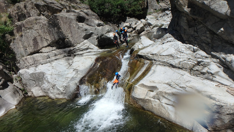 Grimpéo Canyoning / Via-ferrata