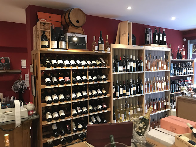 LA CAVE DU CHATEAU