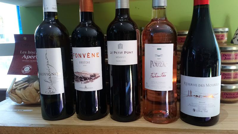 Un Vin, des Vins-Epicerie-whisky-rhum-champagne de producteur