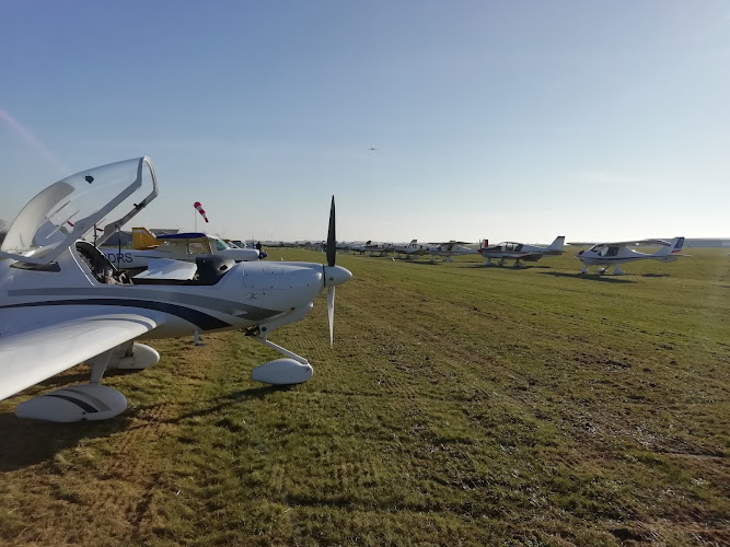 Aéroclub de Fontenay-le-Comte Formation pilote Avion et ULM en Vendée