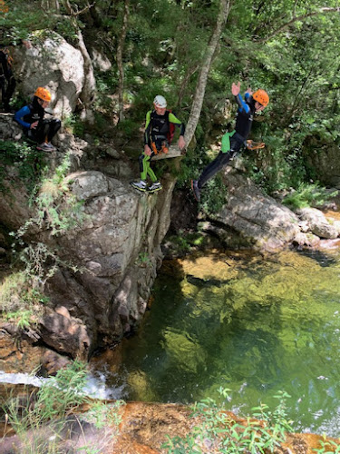 Bureau des Moniteurs des Gardons - ️ Canyoning, Via Ferrata, Spéléologie, à Anduze proche de Alès