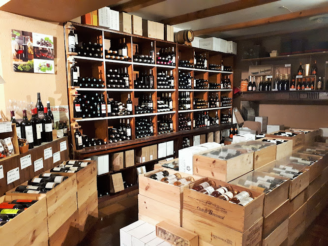 Cave Des Pyrénées - Cave a vins - Fromagerie - épicerie - Luz St Sauveur