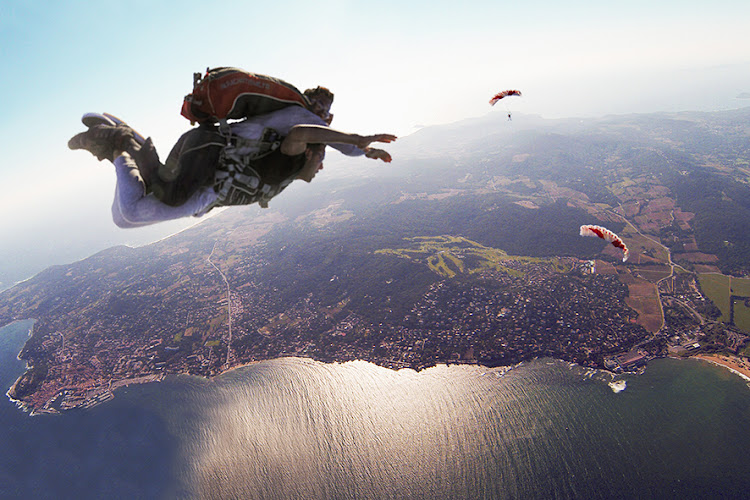 AIR MAUSS PARACHUTISME SAINT-TROPEZ