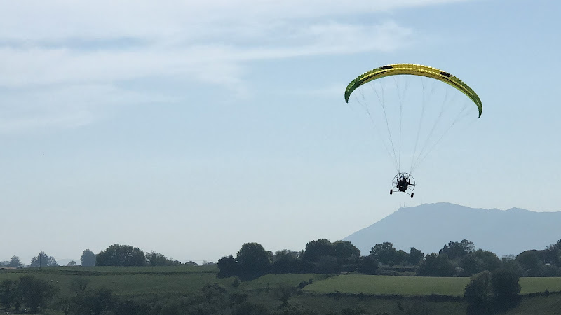 Paramoteur 64