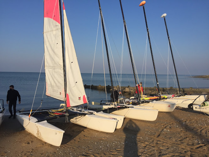 Club Nautique/Ecole de Voile/Centre Nautique