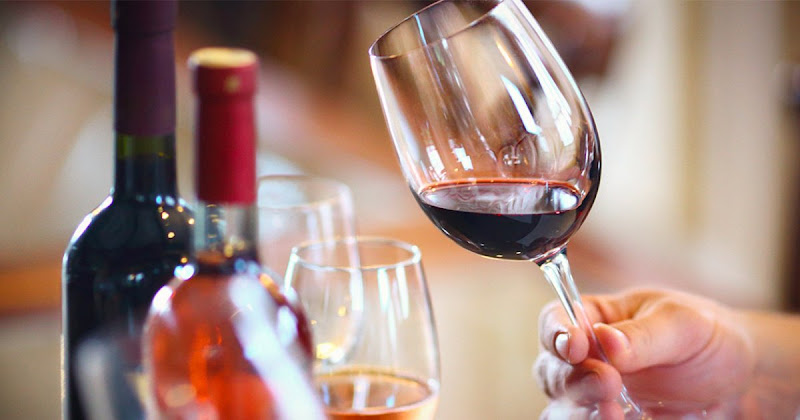 Du Vignoble au Verre