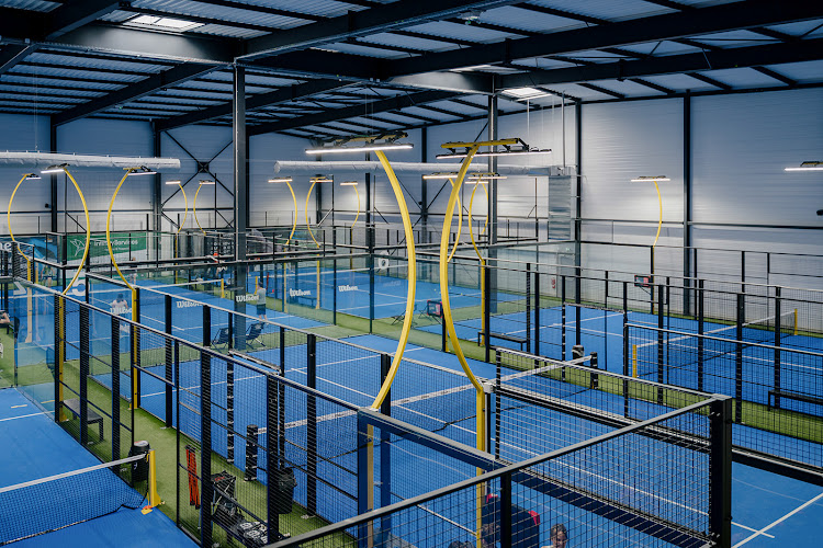 Esprit Padel La Boisse – Padel indoor et Restaurant