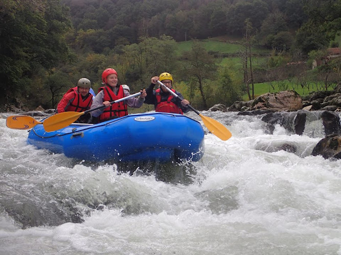 Yakanoë Rafting et location de canoës
