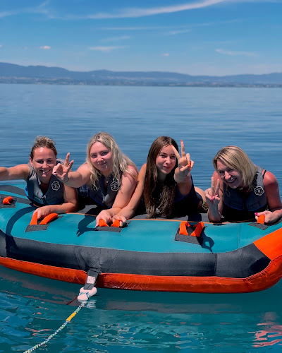 Aloha Wake School École de Wakeboard, wakesurf, bouée tractée, location de bateau