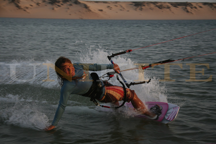 UNIKITE école de Kitesurf Leucate
