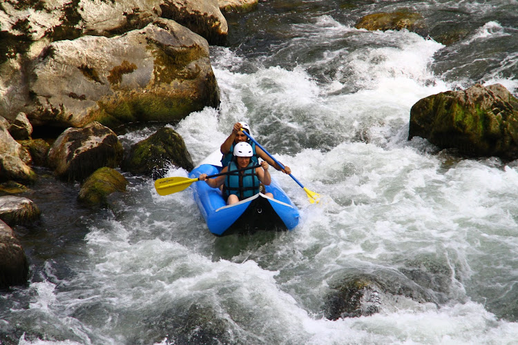 Ibayak Rafting, Ecole de Kayak