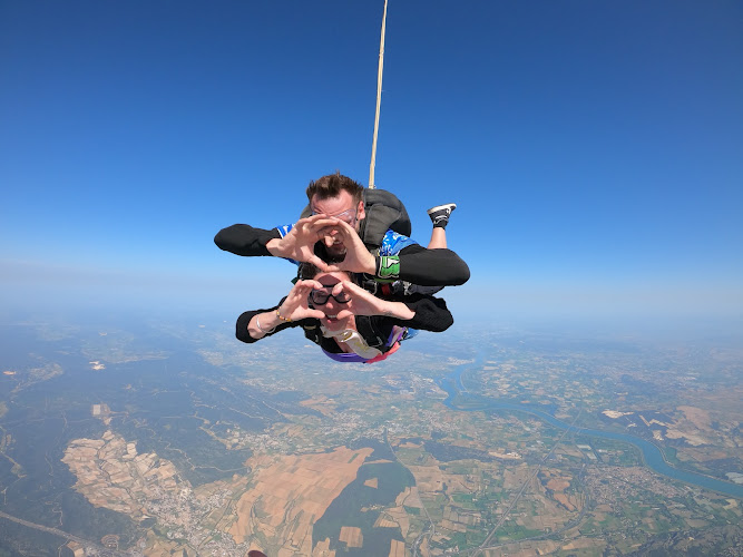 6FLY - saut en parachute - stage PAC - Avignon - Pujaut