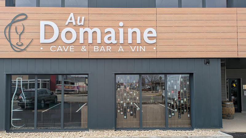 AU DOMAINE, Cave Bar à vin