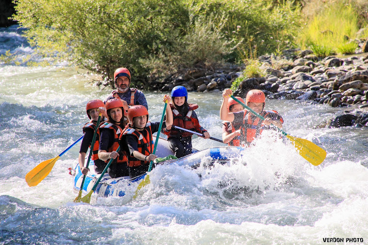 Aquareve: Rafting, randonnée aquatique ou canyoning,canoe kayak Verdon