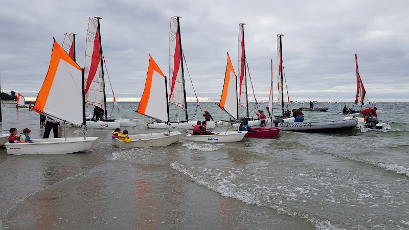 Ecole De Voile Roaliguen